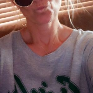 Meet your Posher, Veronica